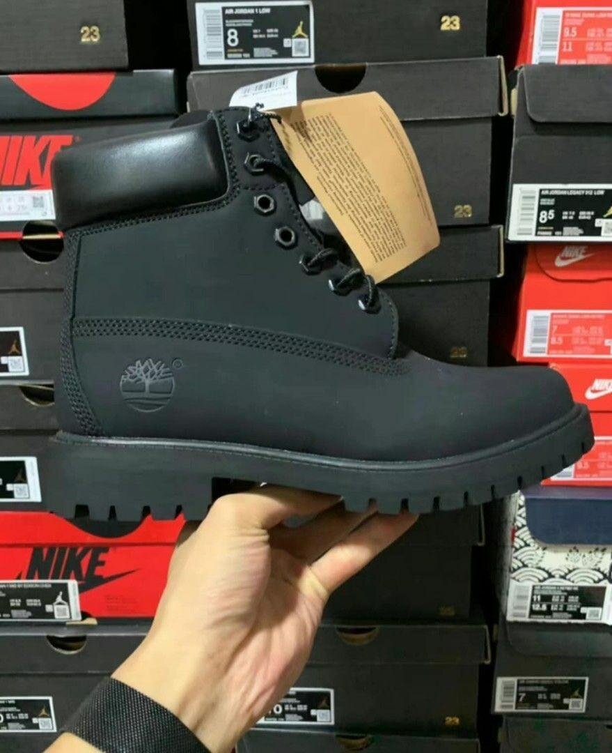 Bottes noires robustes homme