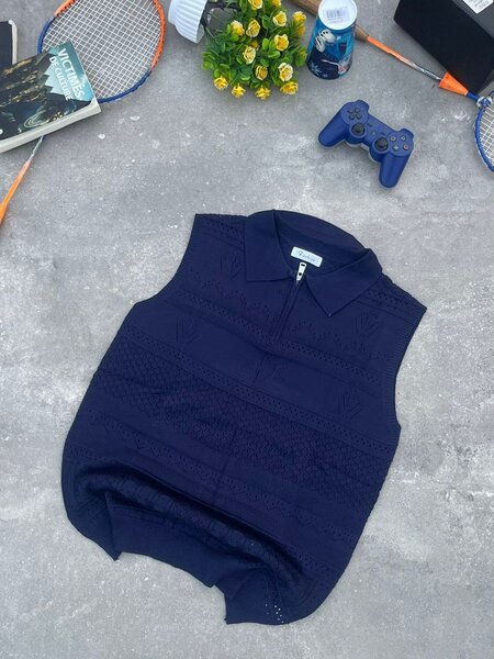 Débardeur en dentelle bleu