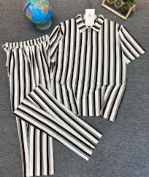 Ensembles, Complets Hommes