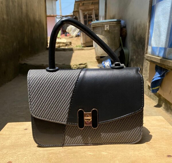 Sac à main élégant femme