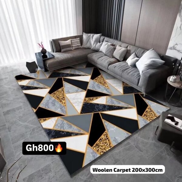 Luxurious and soft patterned carpet