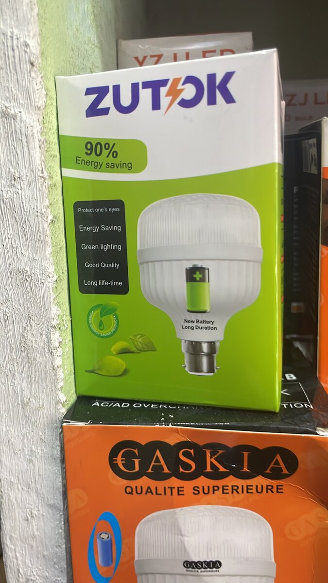 Ampoule LED rechargeable 18W