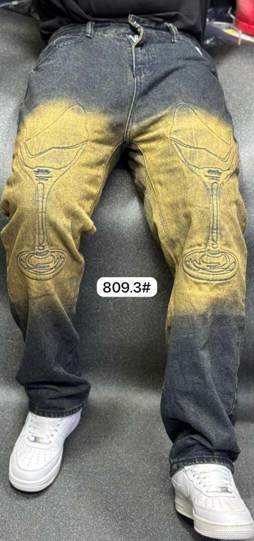 Pantalons à motifs originaux
