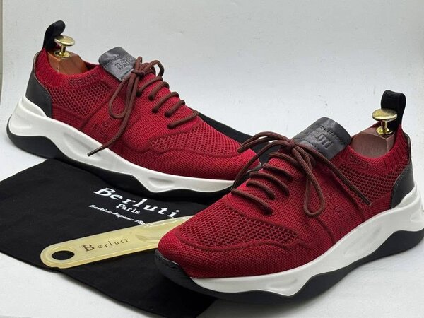 Sneakers Berluti élégants
