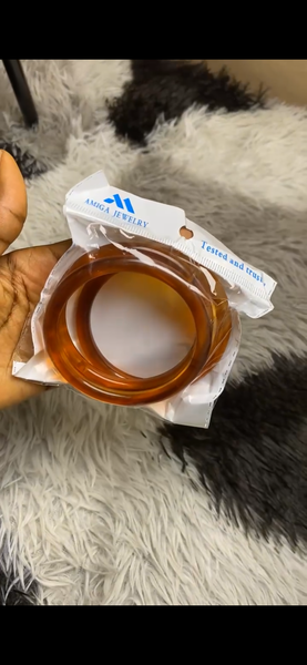 Bracelets en résine ambrée