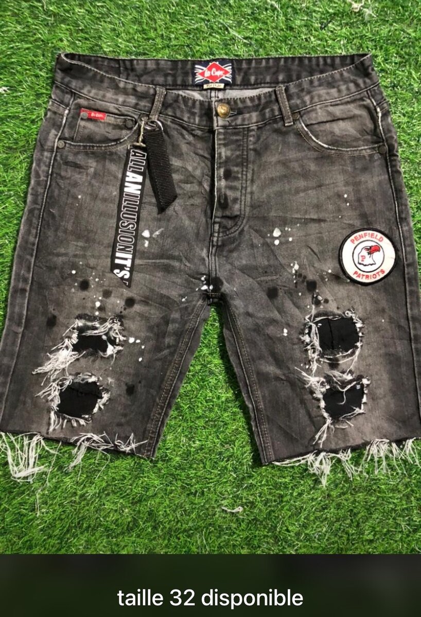 Shorts en jean déchirés