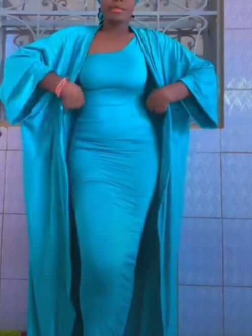 Robe élégante avec kimono