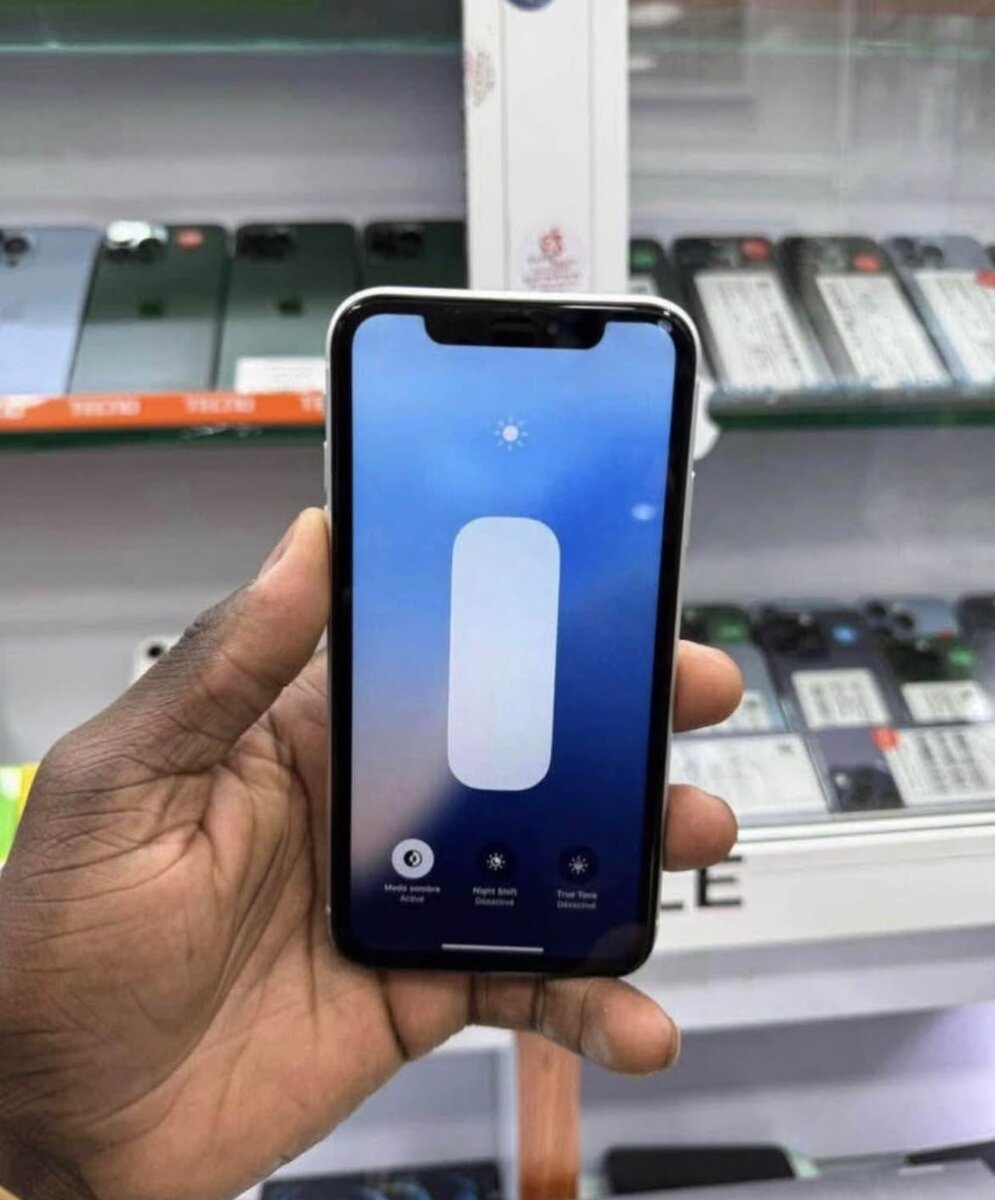 iPhone XR Blanc Débloqué