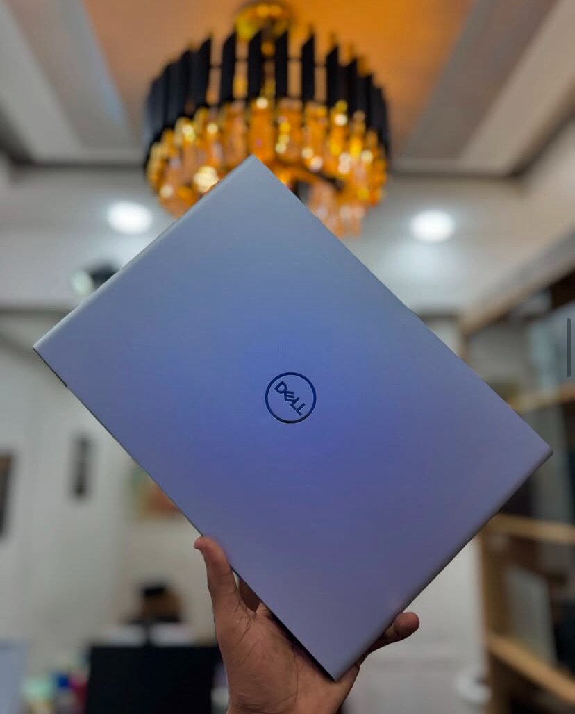 Dell Vostro 8gig ram 256gb SSD 8th Gen with 8 CPU's