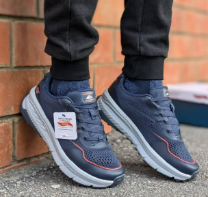 Skechers Hyper Burst Arch Fit