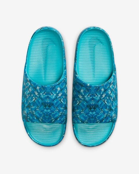 Claquettes confort bleu motif