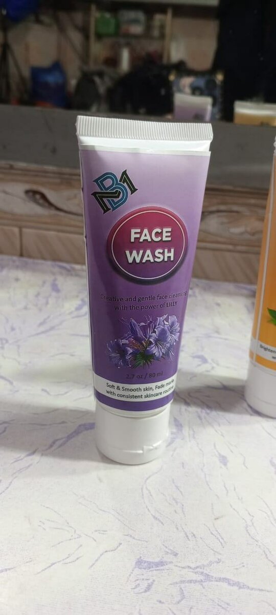 BM lilly face wash