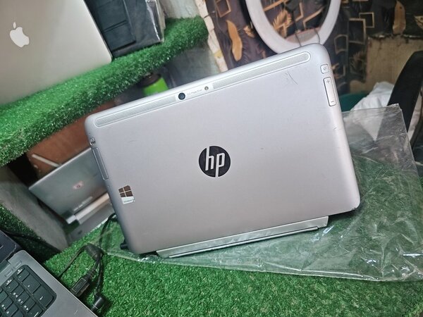 HP Elite x2 Convertible