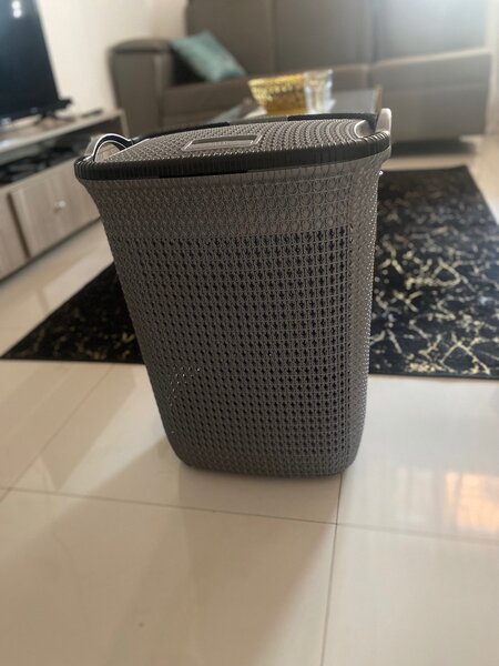 Lundry basket