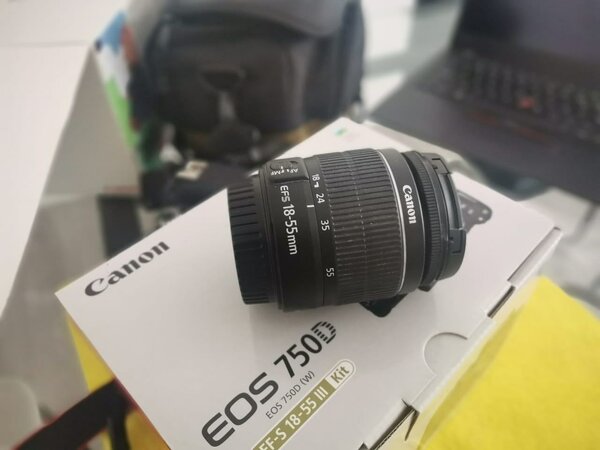 Kit Appareil Photo Canon EOS 750D
