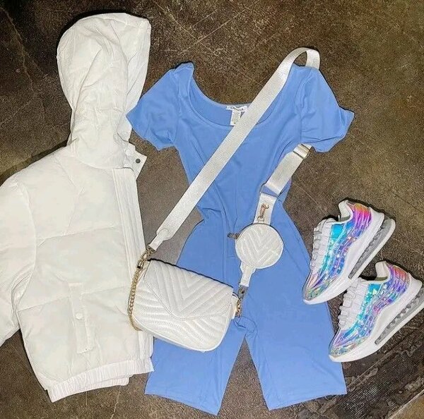 Ensemble chic femme sportswear