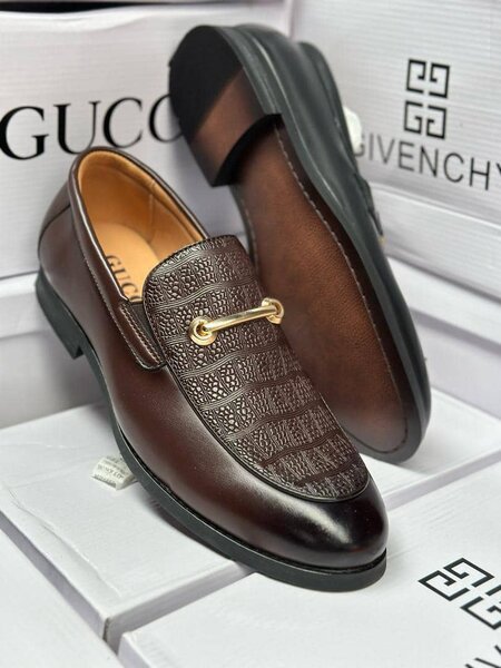 Men's shoes