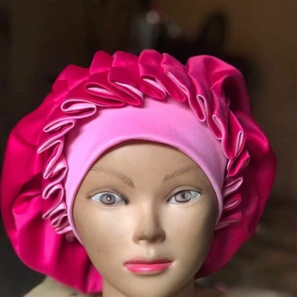 Bonnets en satin pour cheveux