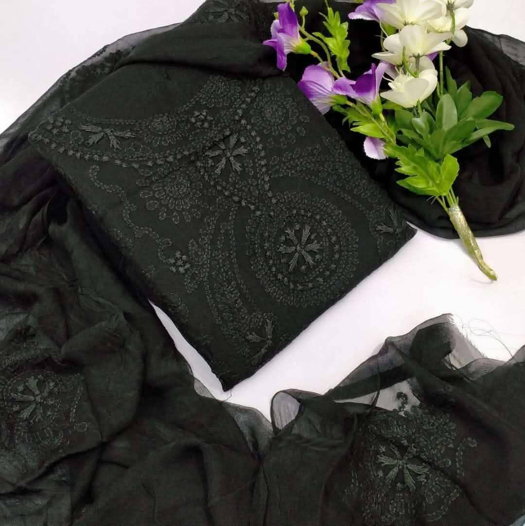 Ladies suit