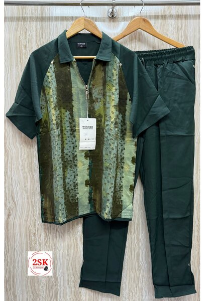 Ensemble casual homme moderne