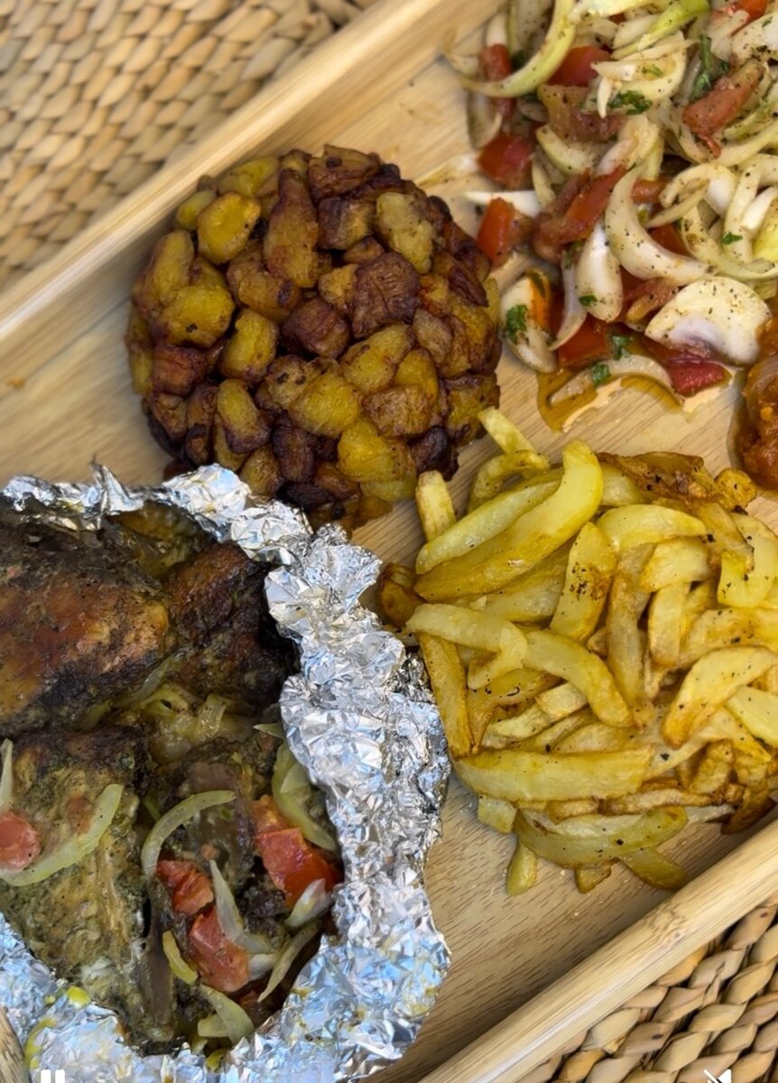 Poulet choukouya et Alloco