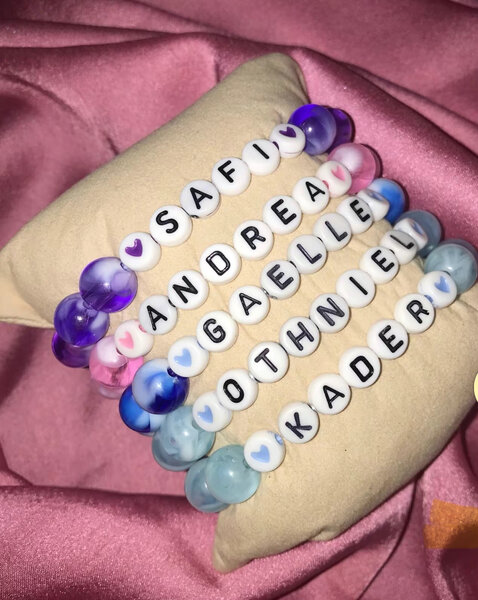 Bracelets personnalisés colorés