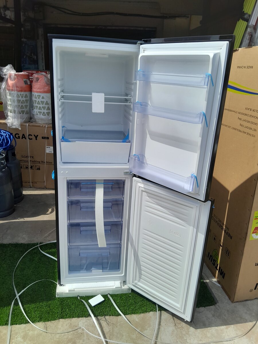 MITSUI DURABLE DOUBLE DOOR FRIDGE 246 LITRES