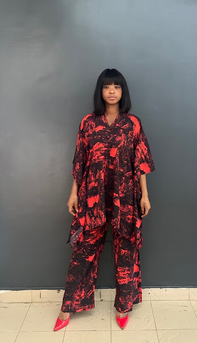 Ensemble chic rouge et noir