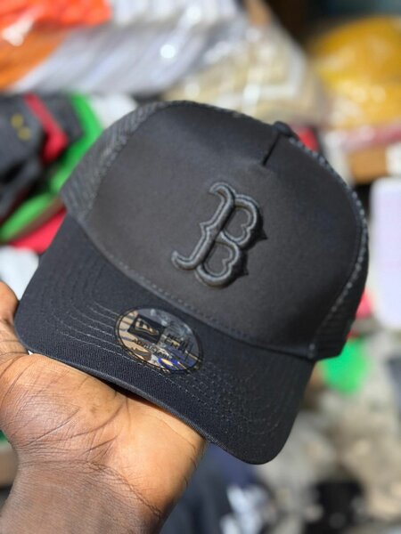 Casquette homme noir logo