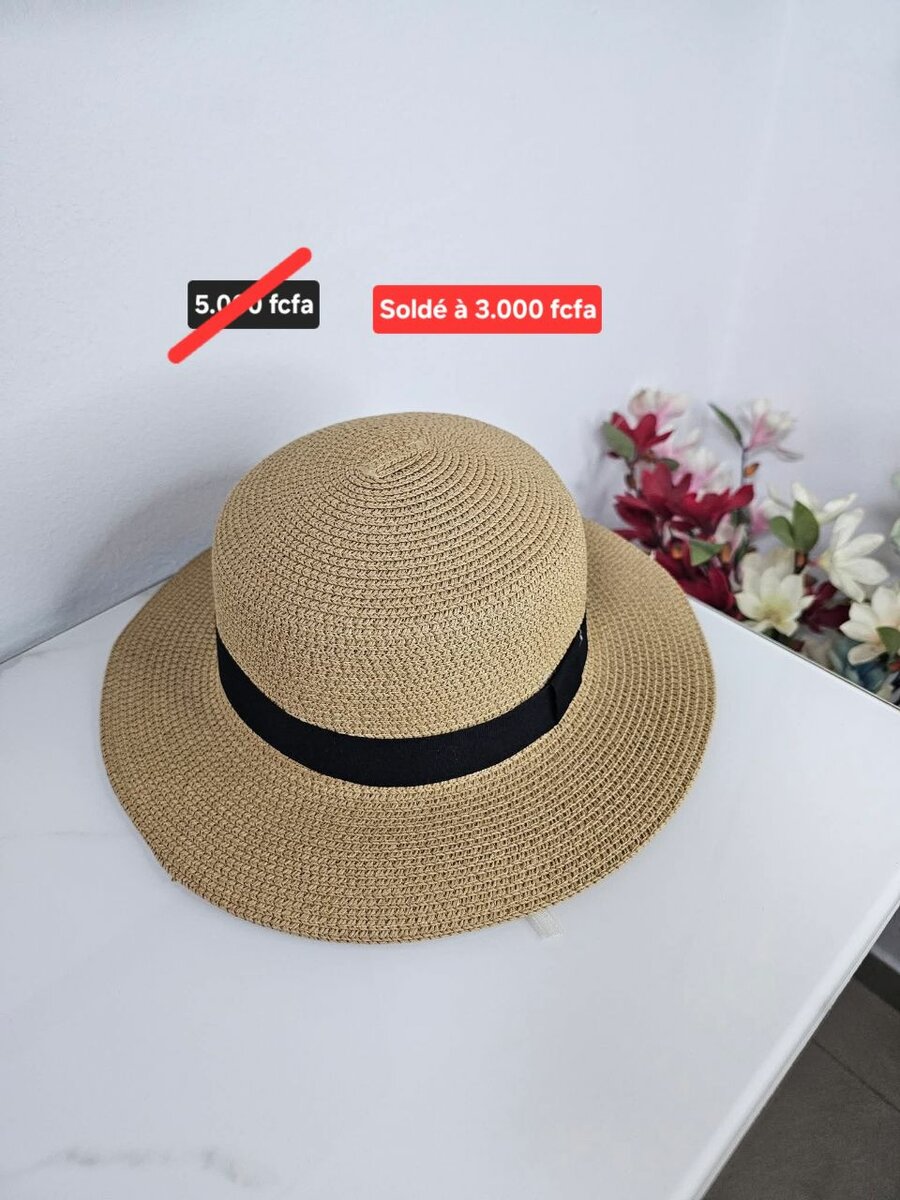 Chapeau de paille élégant