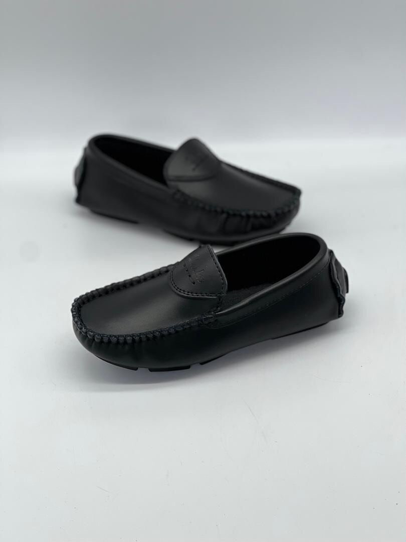 CLASSIC LOAFERS