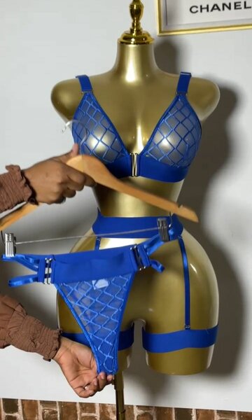 Set de lingerie bleu sexy