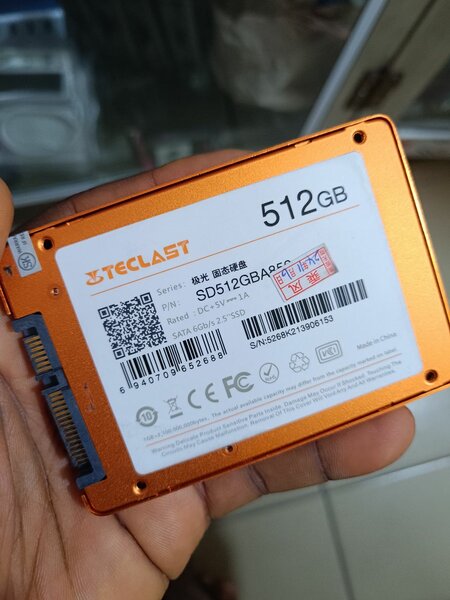 SATA SSD 512GB