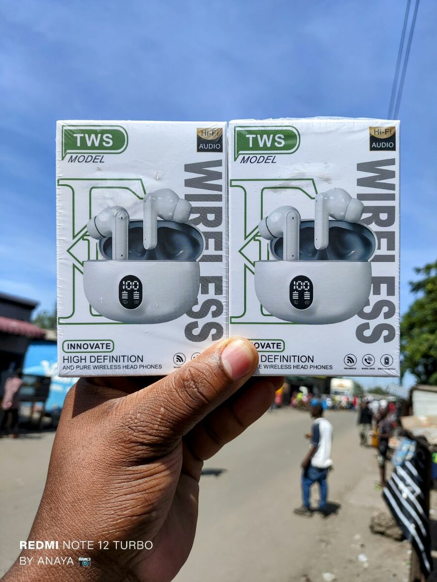 Bluetooth Airpods Very Loud Bass 5 Hours Battery