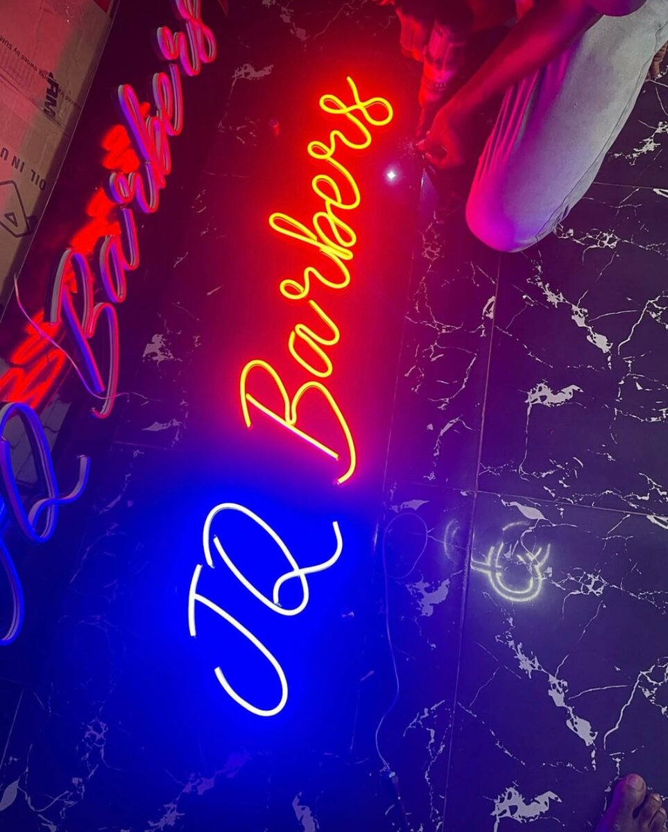 Neons Signage (indoor)