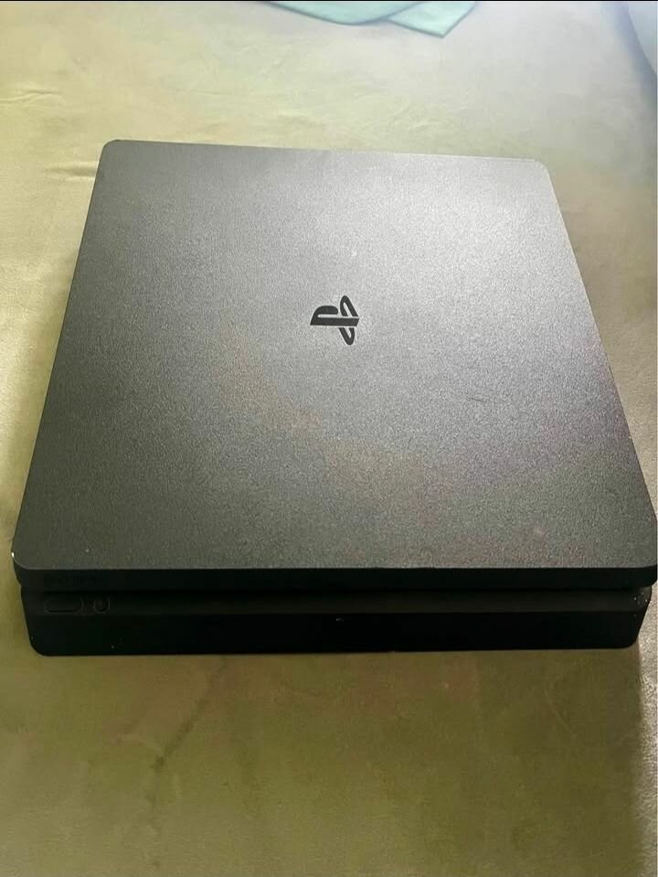 Console PlayStation 4 Pro 1To