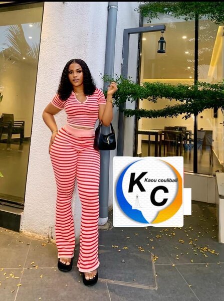 Tenue Rayée Femme Confort