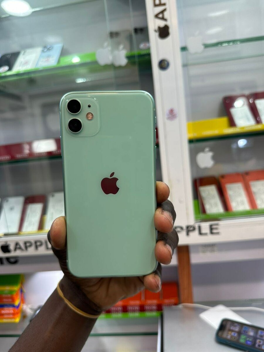 iPhone 11 64giga sans Face ID