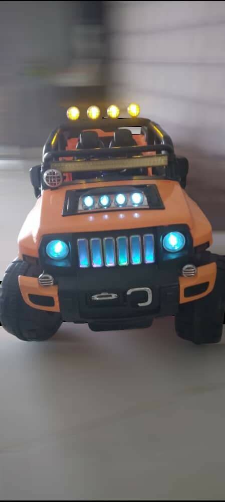 Kids jeep car with six tires