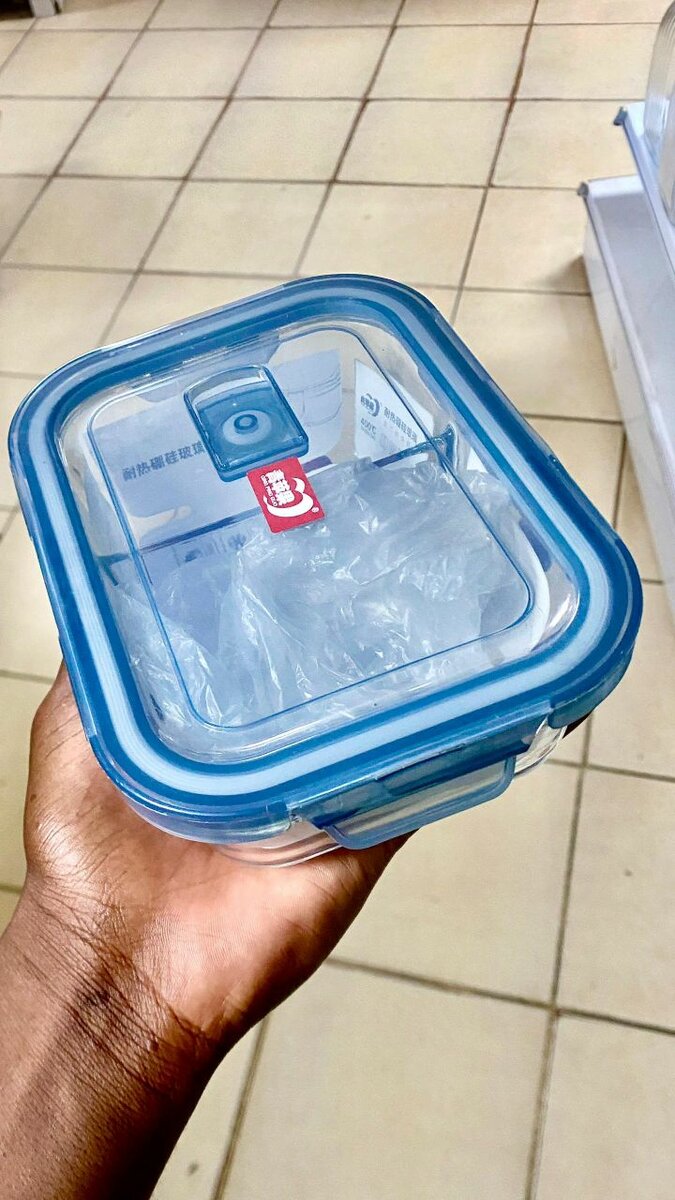 Glass lunching box .... original