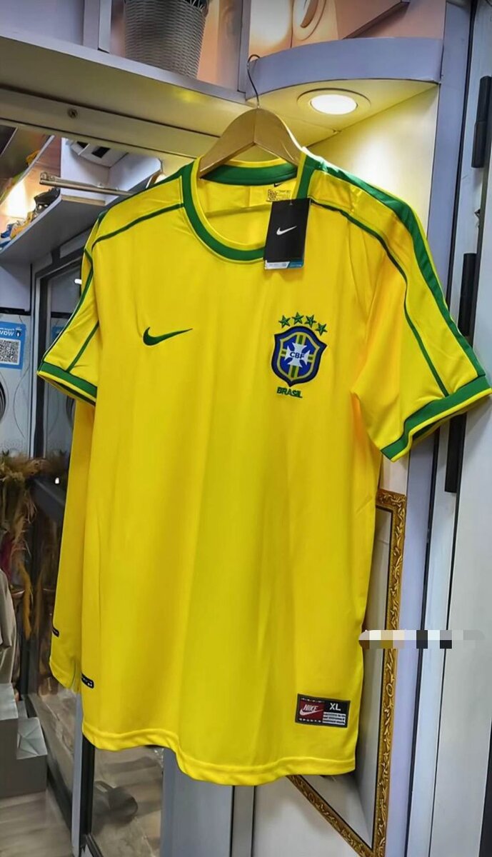 Maillot de foot authentique