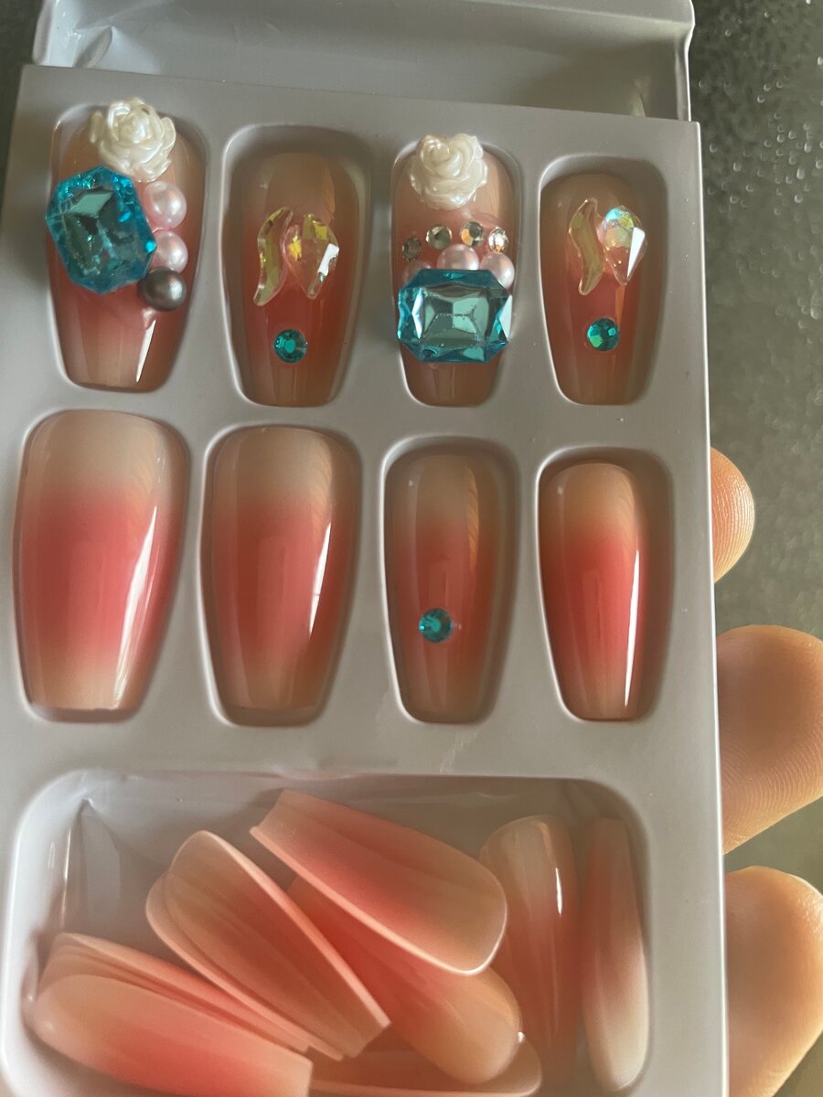 Ongles Press-On Éclat Perlés