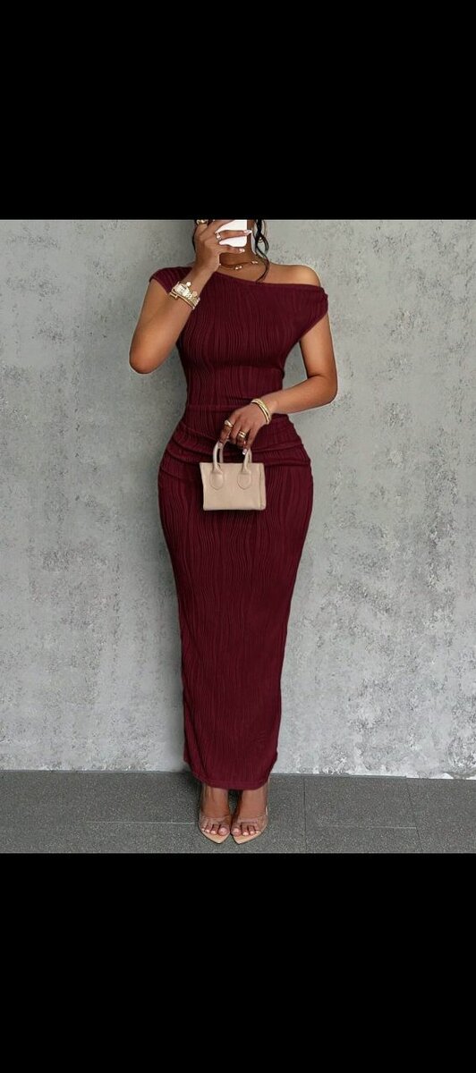 Robe Longue Épaules Dénudées