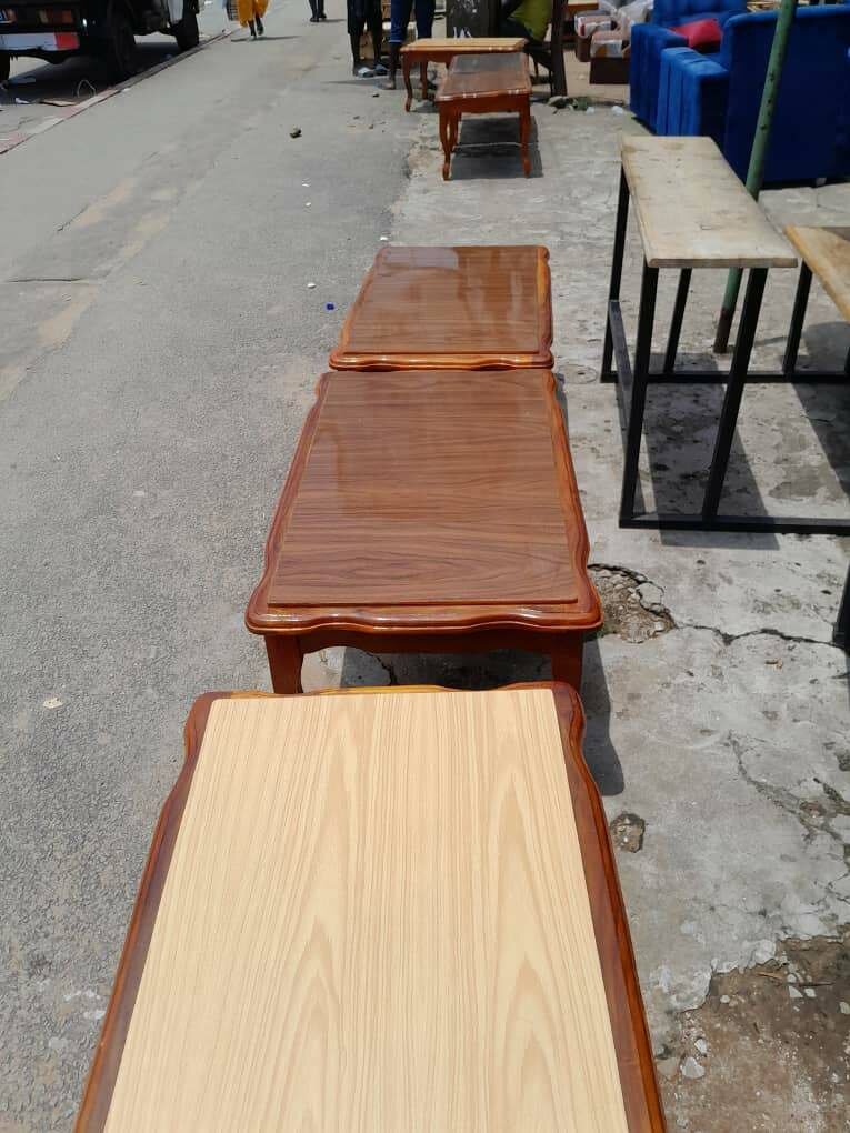 Table centrale en fornica