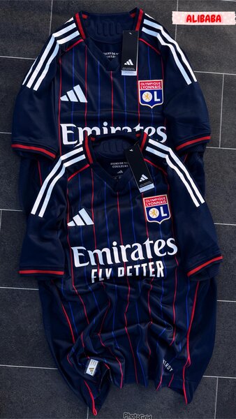 Maillots de football officiels