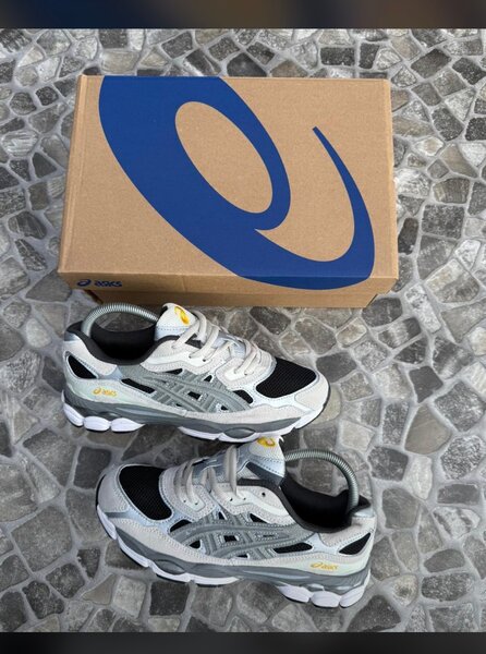 Basket oasics authentique