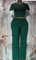 Pantalon de costume en maille avec poches et crop top à col vert