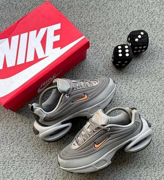 NIKE AIR CLASSIC