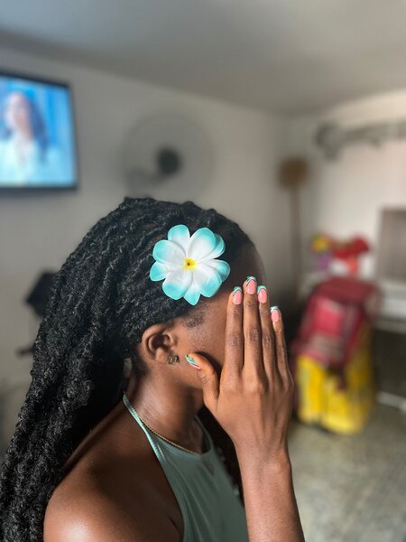 Accessoire cheveux fleur bleue