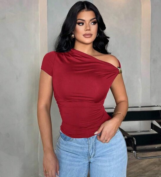 Top asymétrique élégant